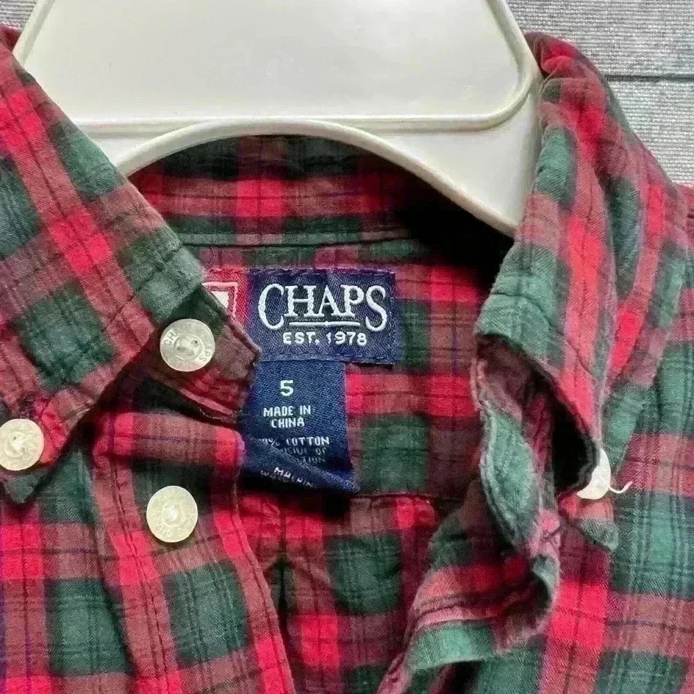 Boys CHAPS Size 5 Dress Shirt A0022